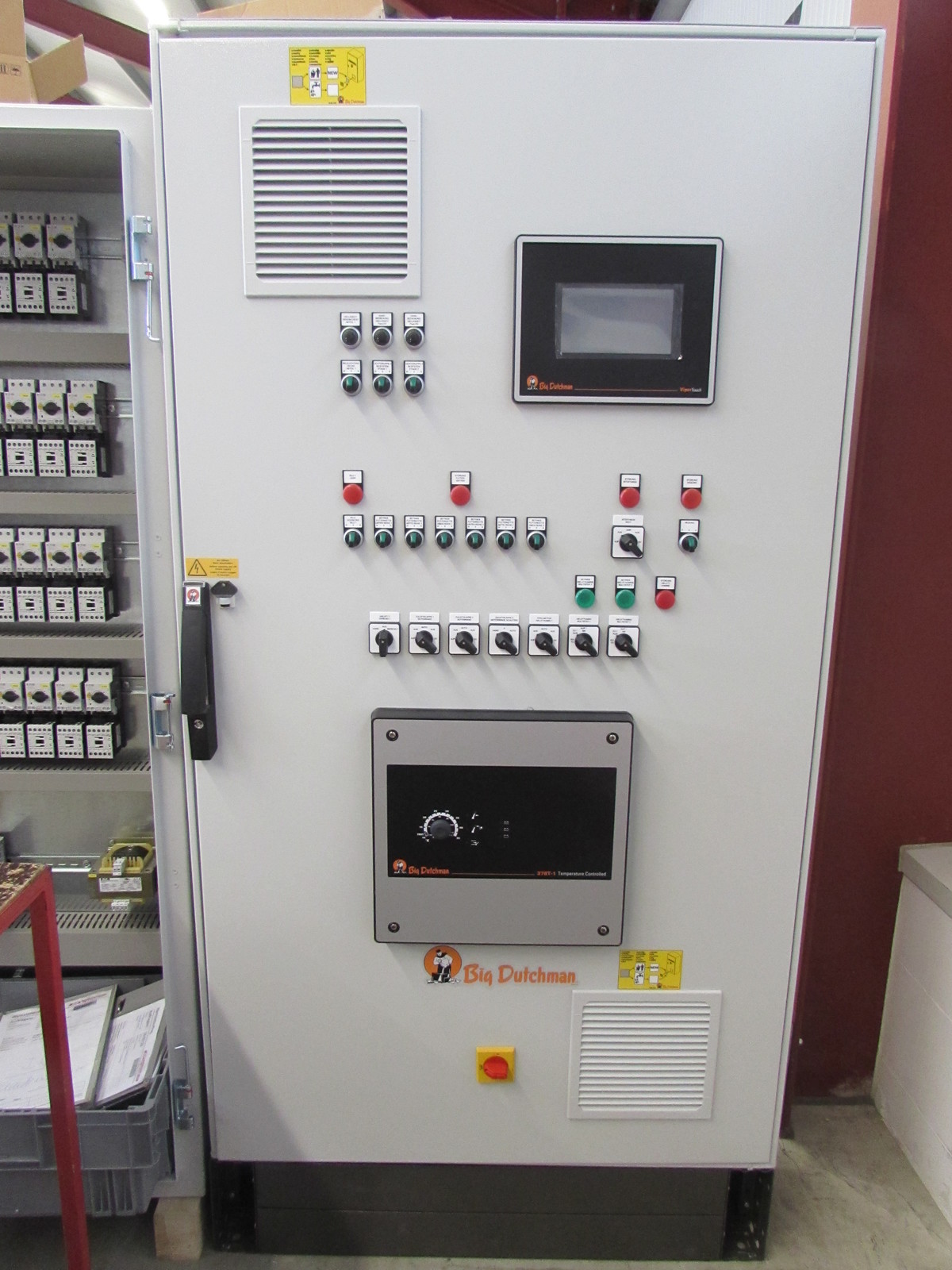 Control cab. Viper Climate/feeding/Light Project Grauer